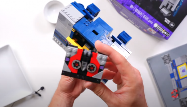 LEGO Transformers Showdown