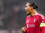 Kapitan Liverpoolu Virgil Van Dijk krytykuje "przesadzone" komentarze Rooneya i wzywa go do podania przykładu