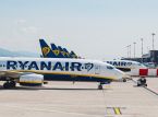Szef Ryanair wzywa do zakazu porannych drink&oacute;w na lotnisku